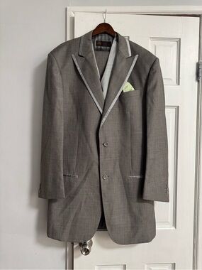 Pallini 3 Piece Gray Suit Mens 40L 36L Vest Contrast Trim Formal Wedding